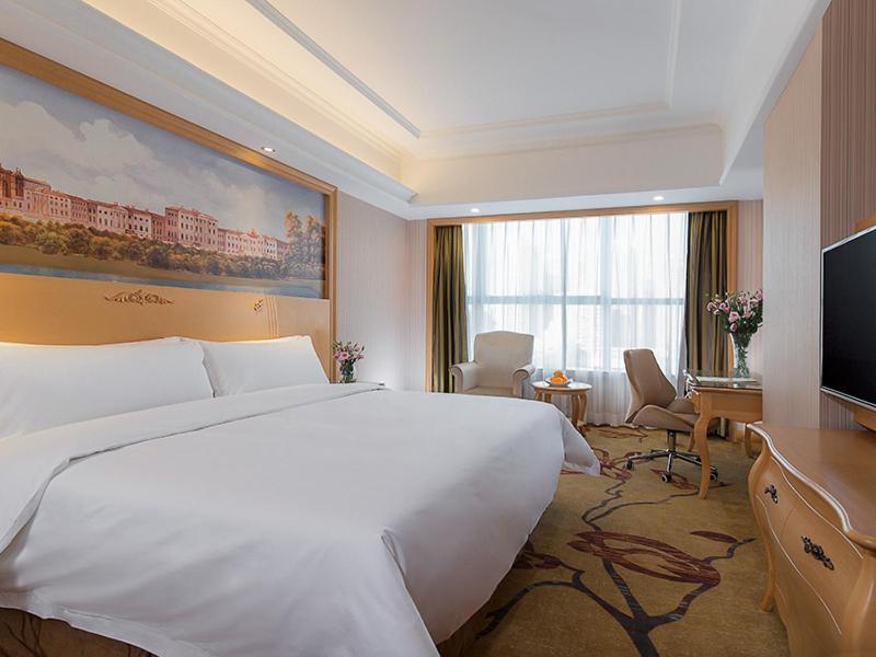 Vienna International Hotel Shenzhen Qianhai Kültér fotó